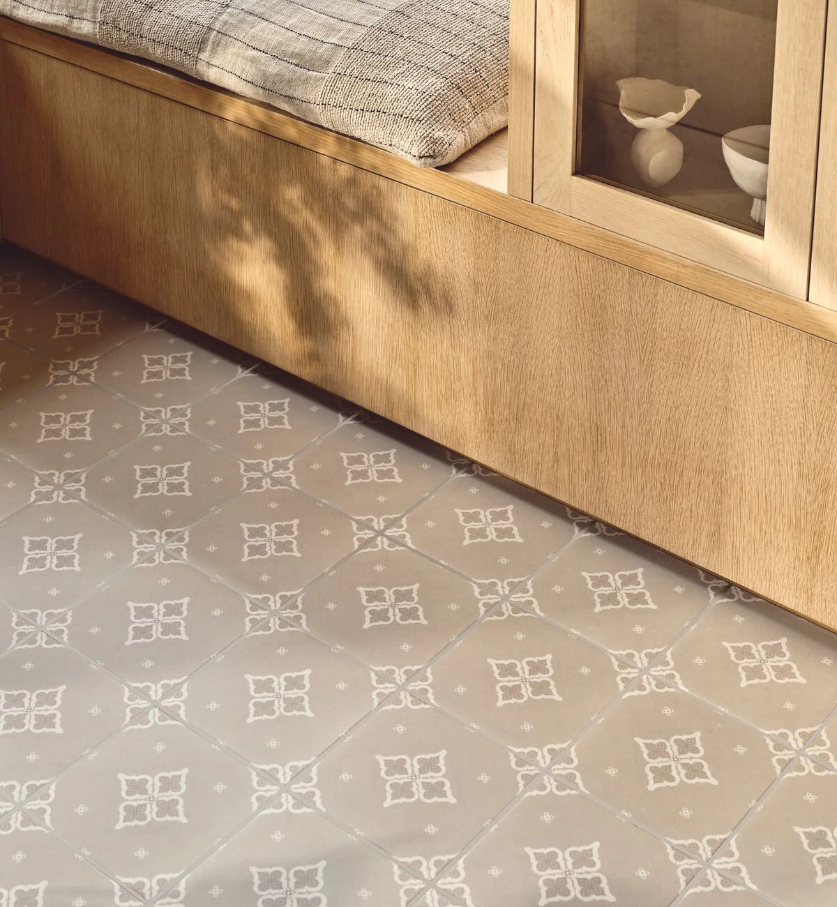 Jaipur Sagar Patterned Tile - Image 3