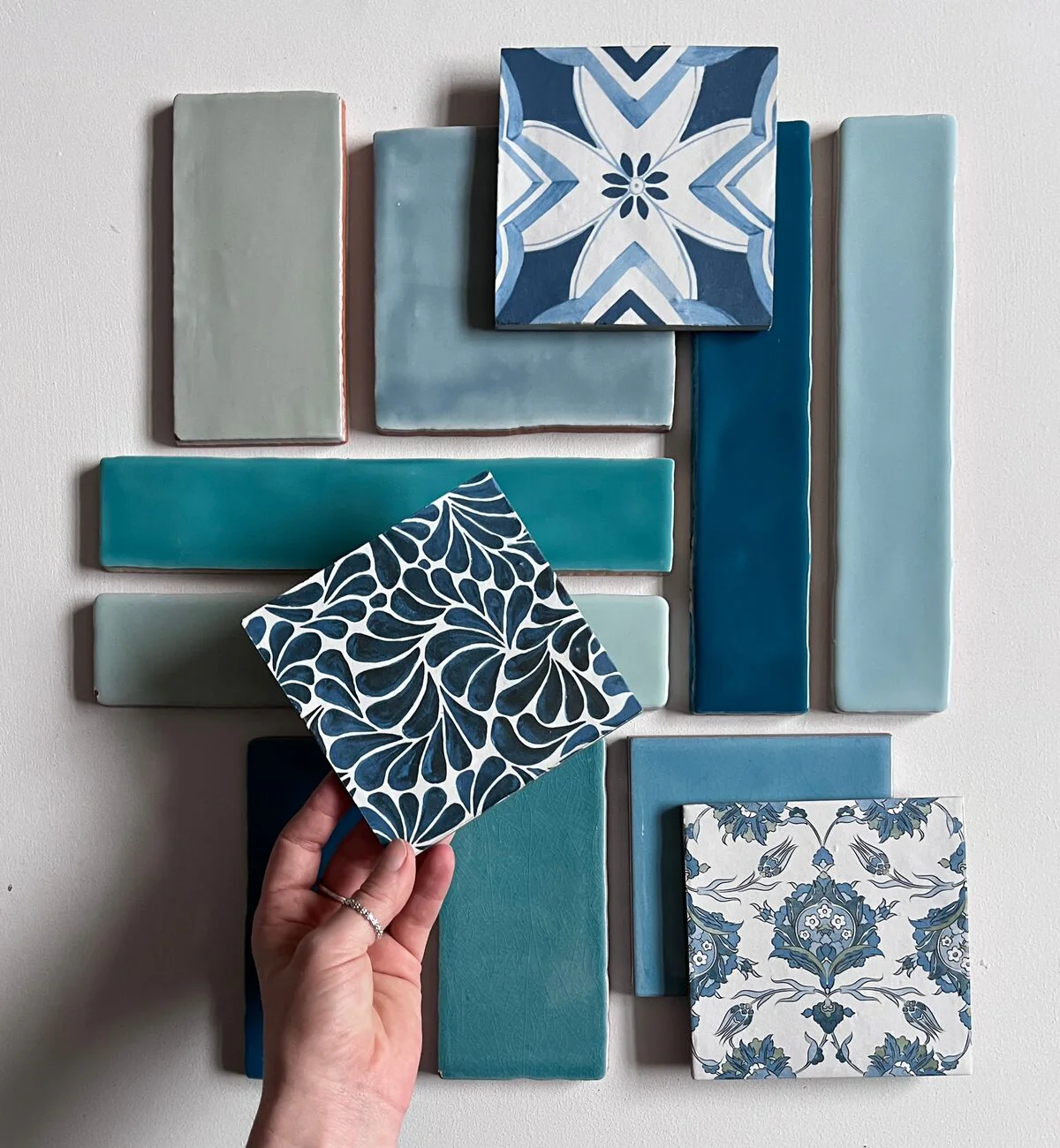 Kelmscott Standen Blue Patterned Tile - Image 3